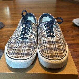 Vans men’s 8 - never wear anymore